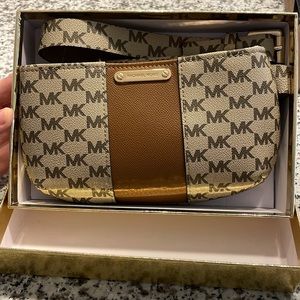 Michael Kors Wallet Purse